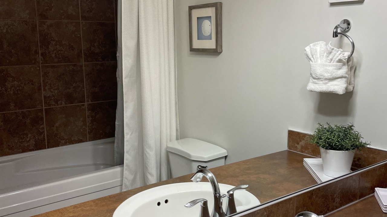 Photo of Bathroom in South Pandosy