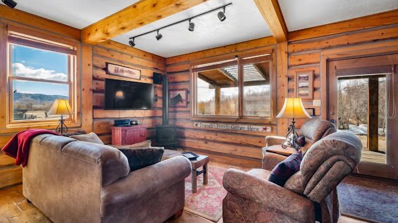 Photo of Livingroom in Woods Landing-Jelm