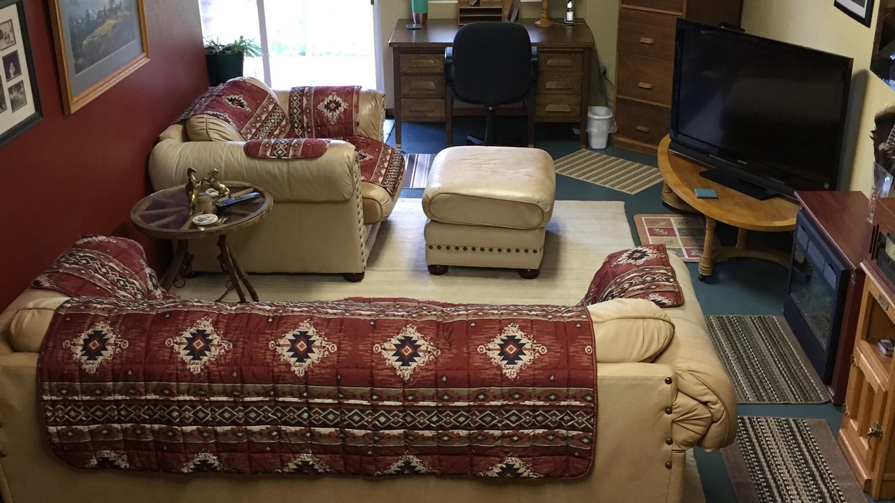 Photo of Livingroom in Weston County