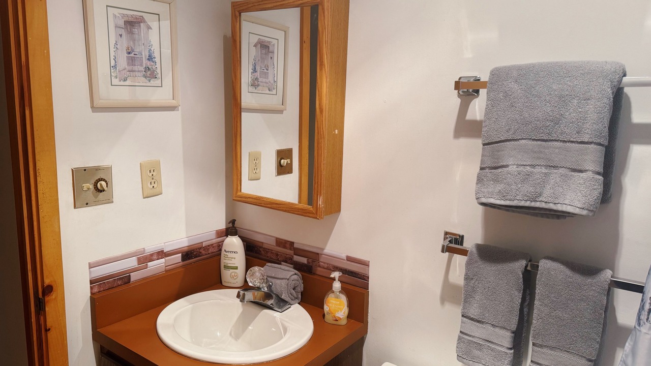 Photo of Bathroom in East Burke