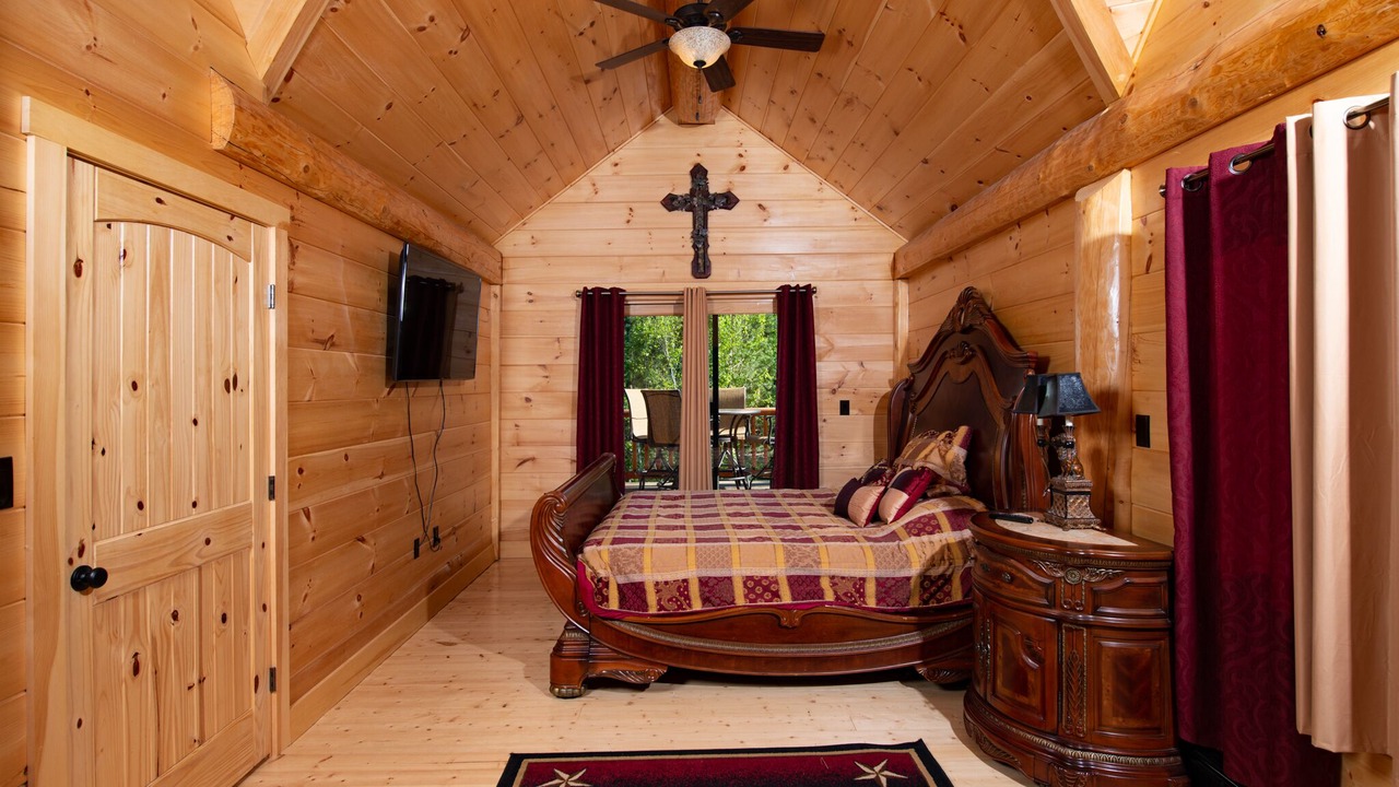 Photo of Bedroom in Twin Mountain