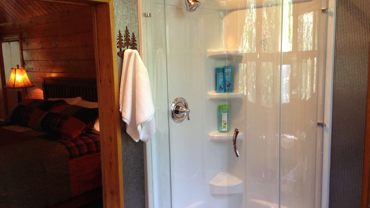 Photo of Bathroom in Idlewild Estates