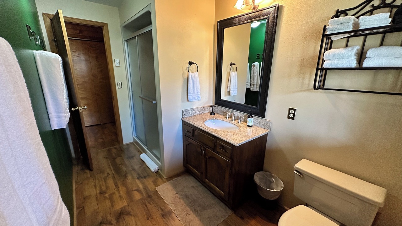 Photo of Bathroom in Idlewild Estates