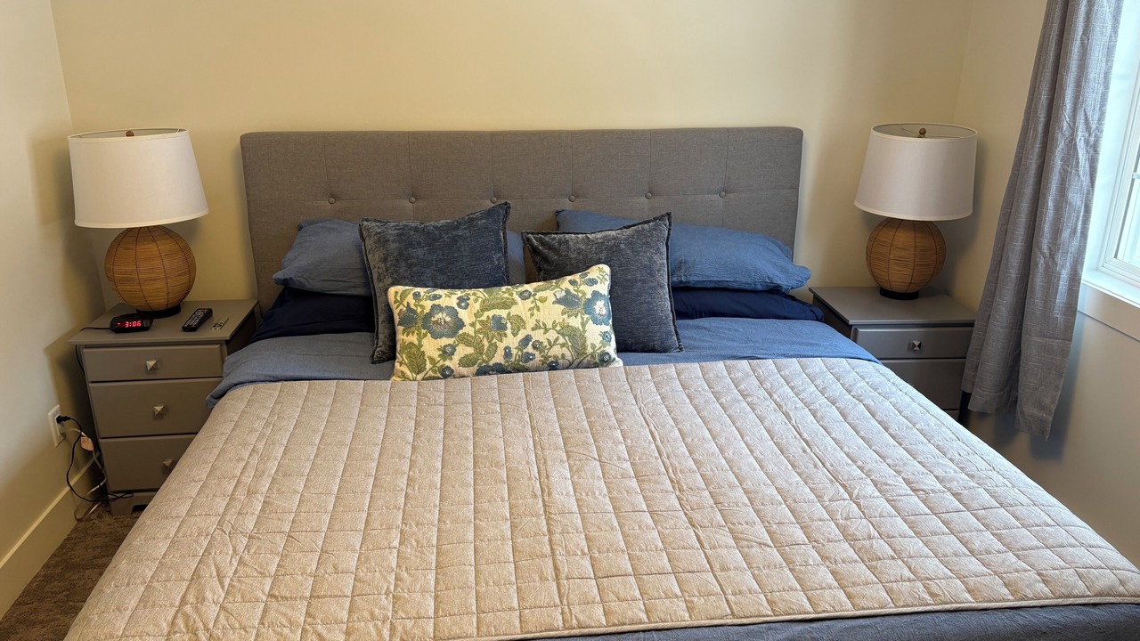 Photo of Bedroom in Snow Pine Estates