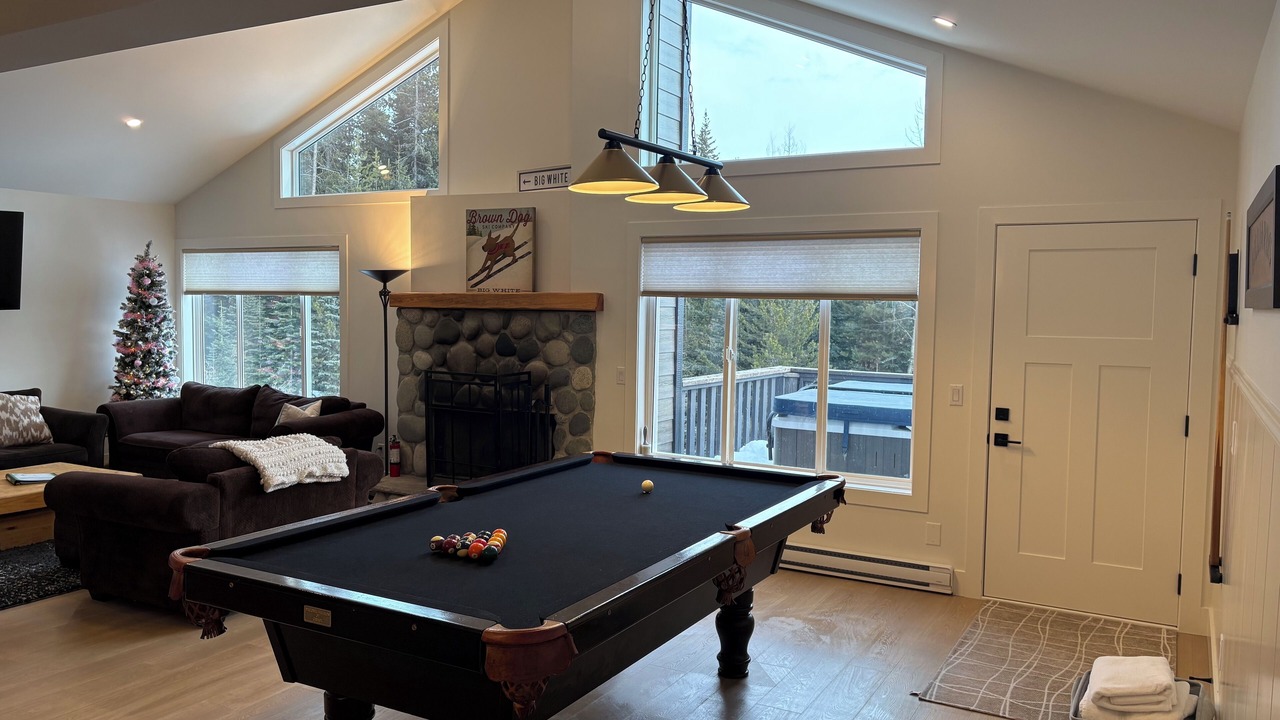 Photo of Bedroom in Snow Pine Estates