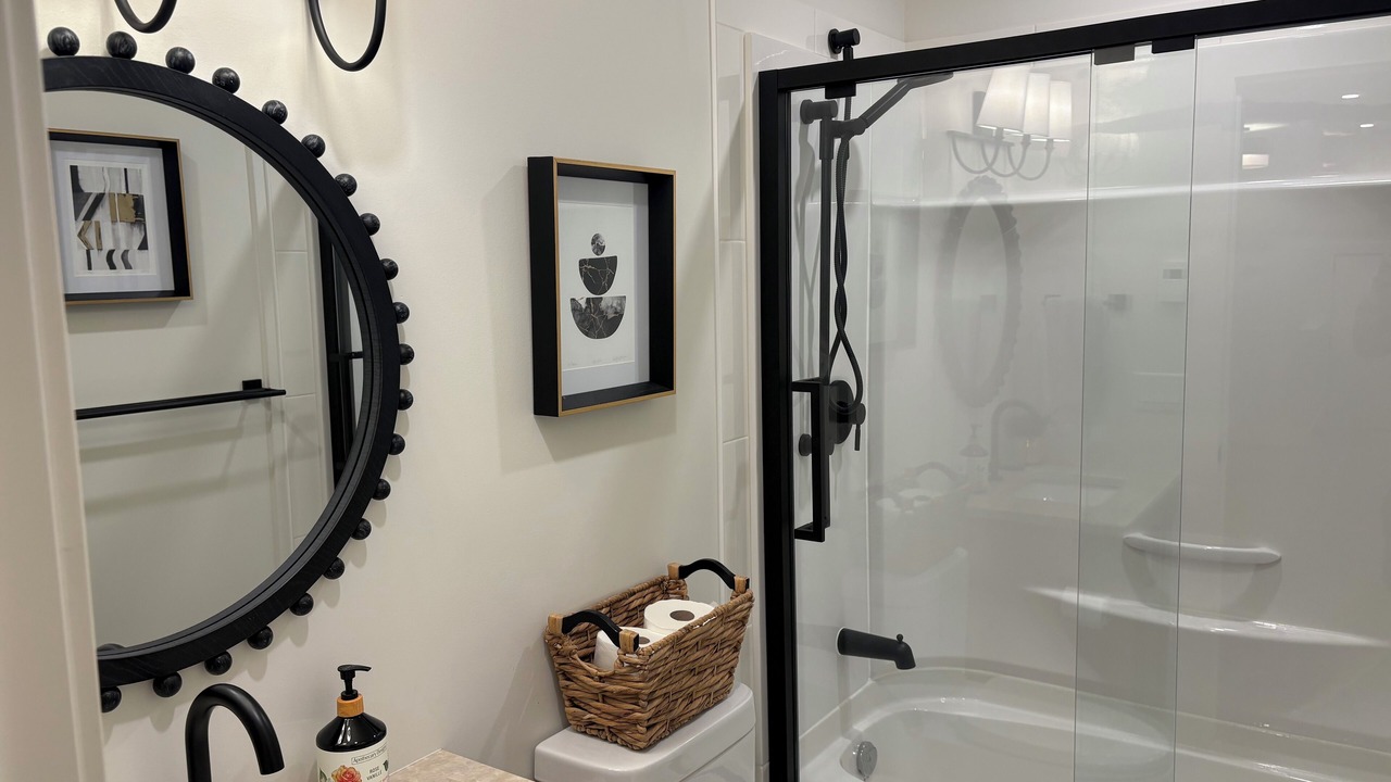 Photo of Bathroom in Snow Pine Estates
