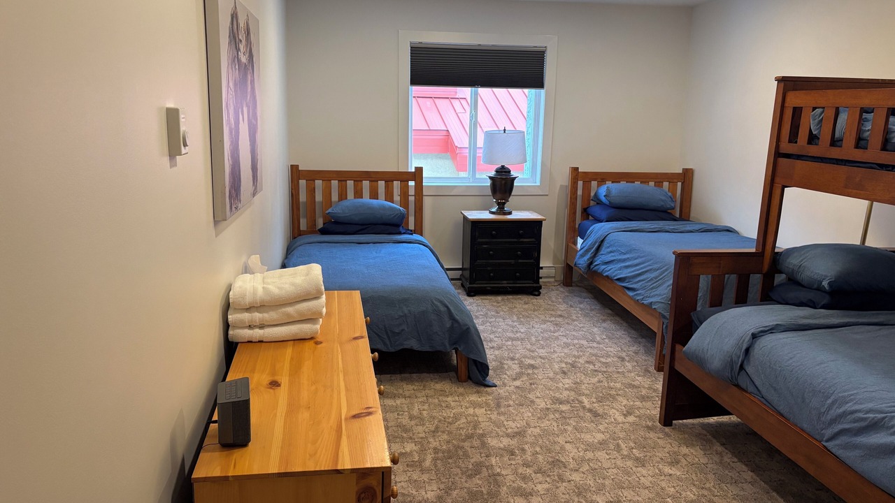 Photo of Bedroom in Snow Pine Estates