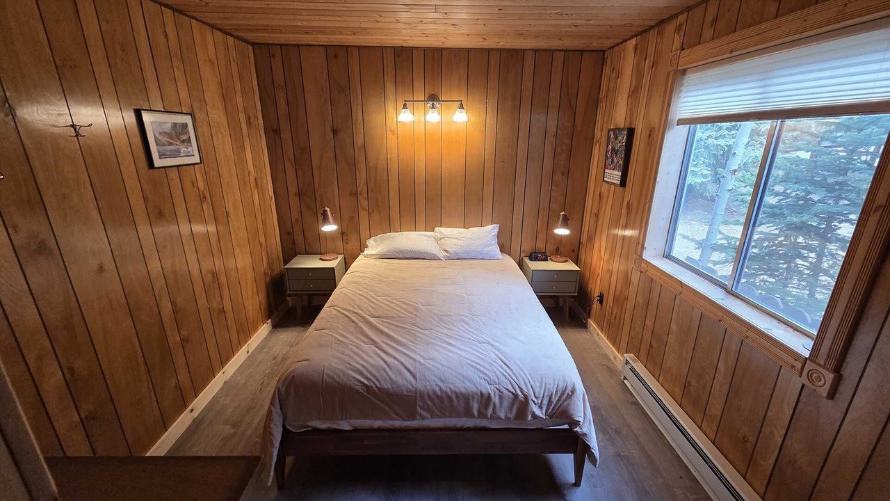 Photo of Bedroom in Lake City
