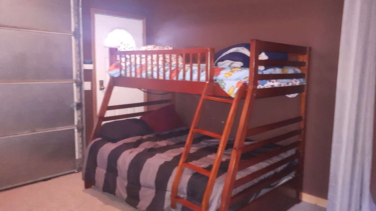Photo of Bedroom in Okanagan-Similkameen