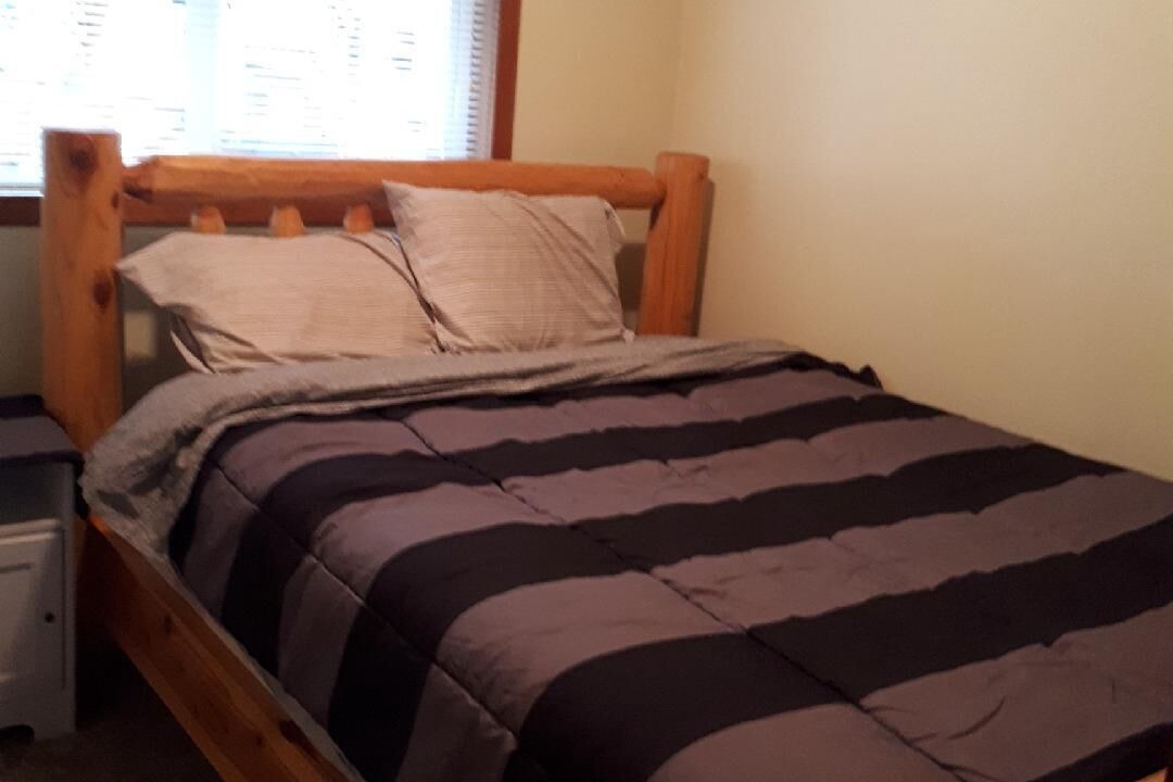 Photo of Bedroom in Okanagan-Similkameen