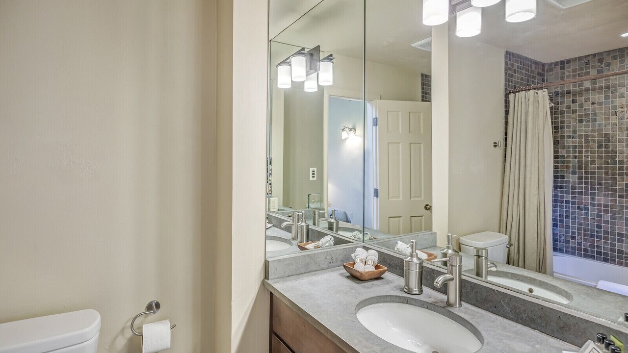 Photo of Bedroom in Snowmass Village