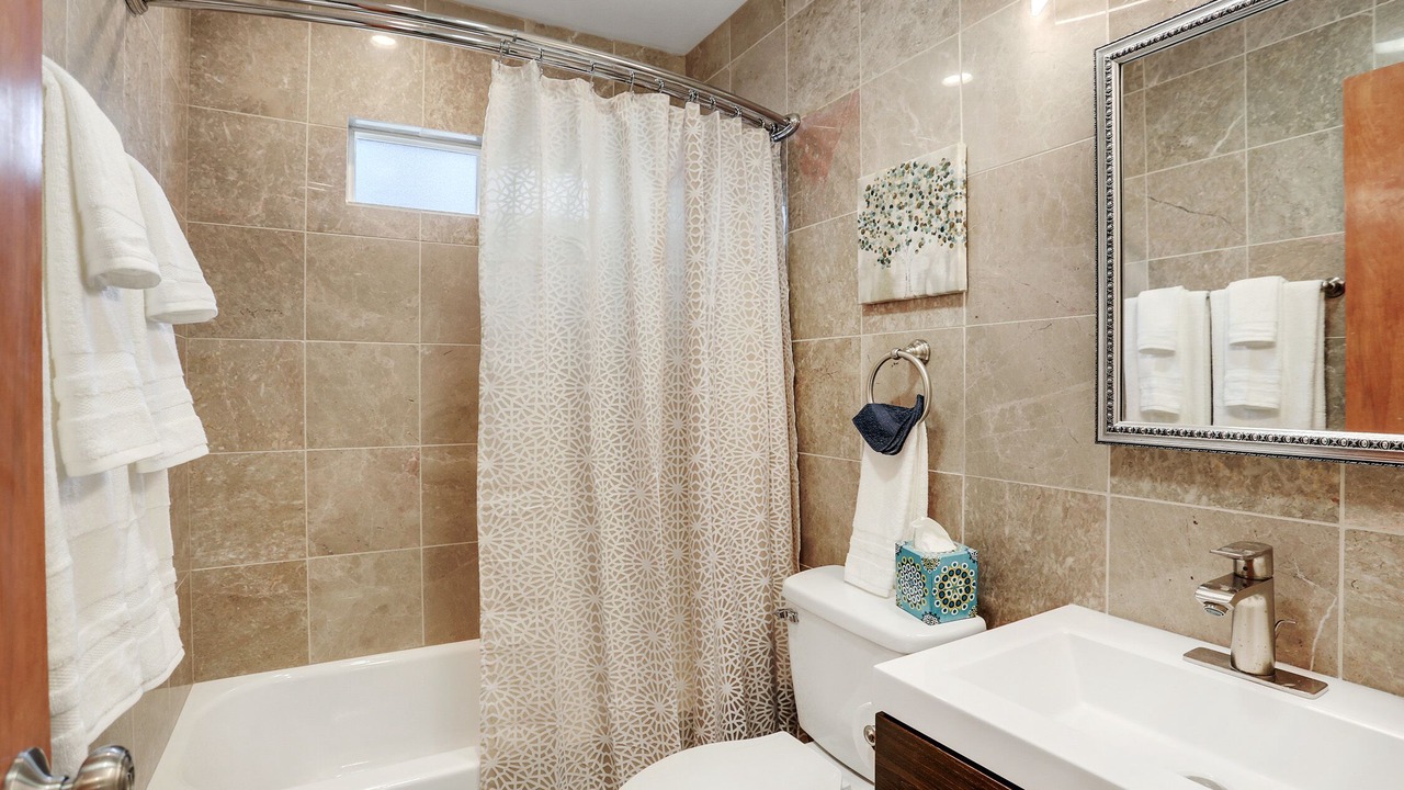 Photo of Bathroom in Albuquerque