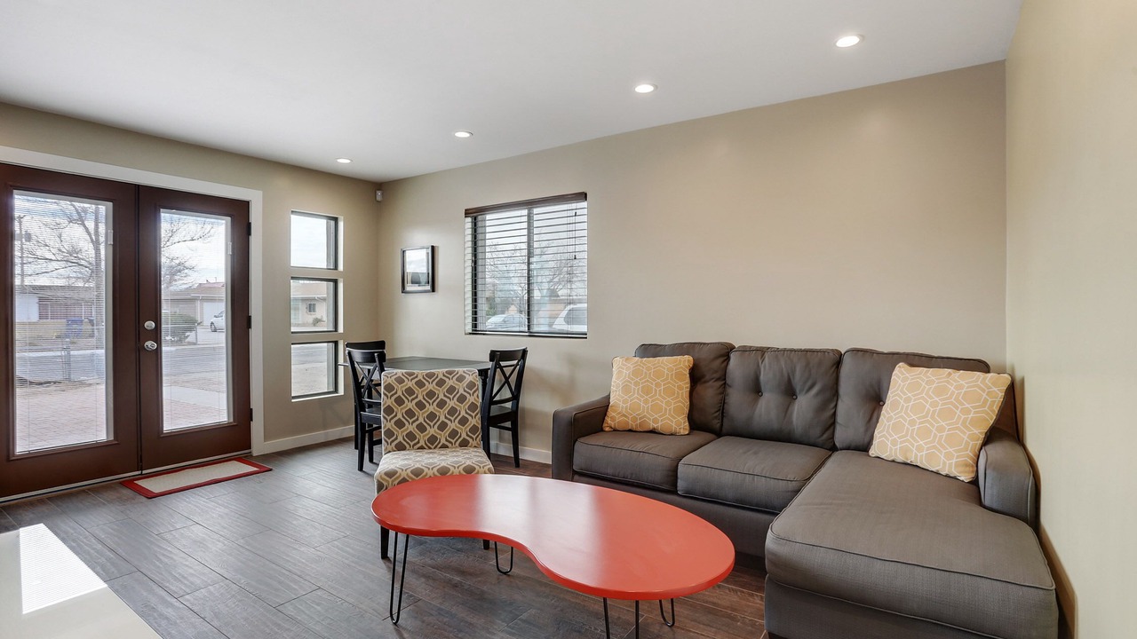 Photo of Livingroom in Albuquerque