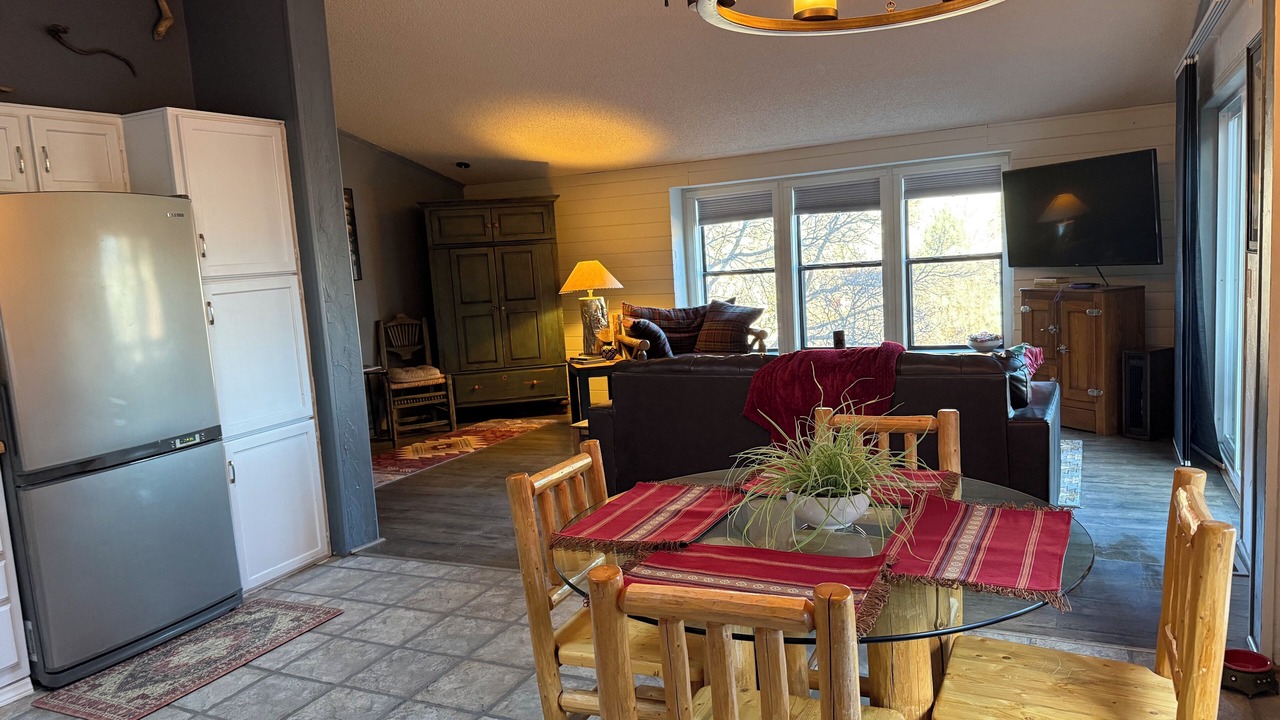 Photo of Livingroom in Glenwood Springs