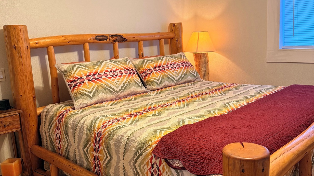 Photo of Bedroom in Glenwood Springs