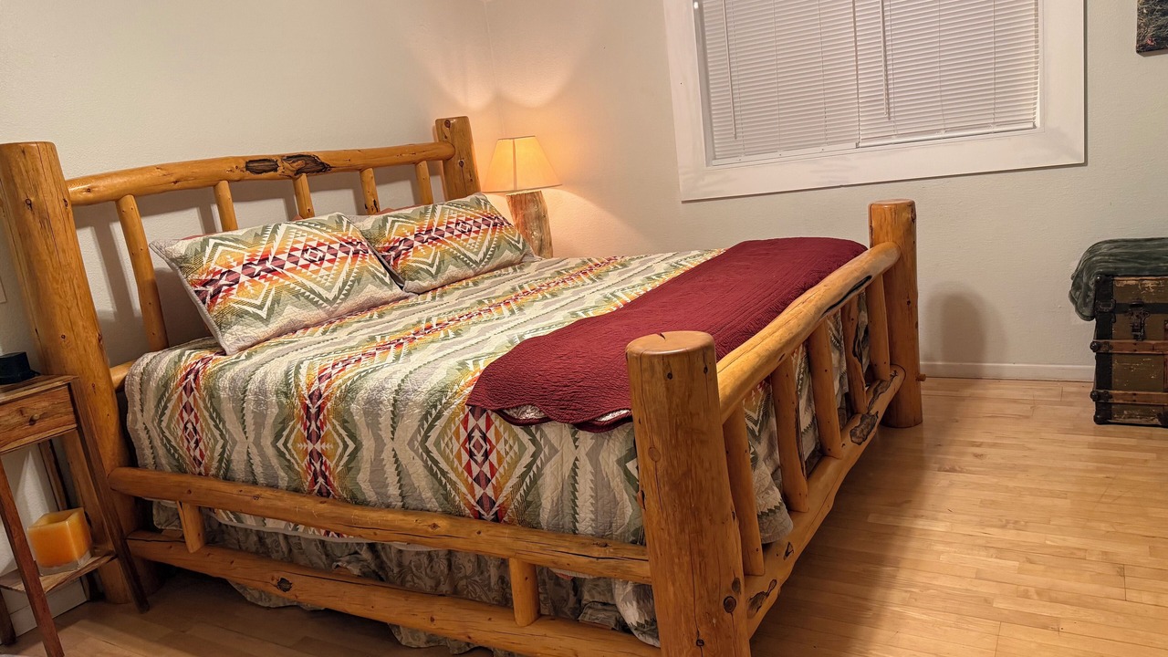 Photo of Bedroom in Glenwood Springs