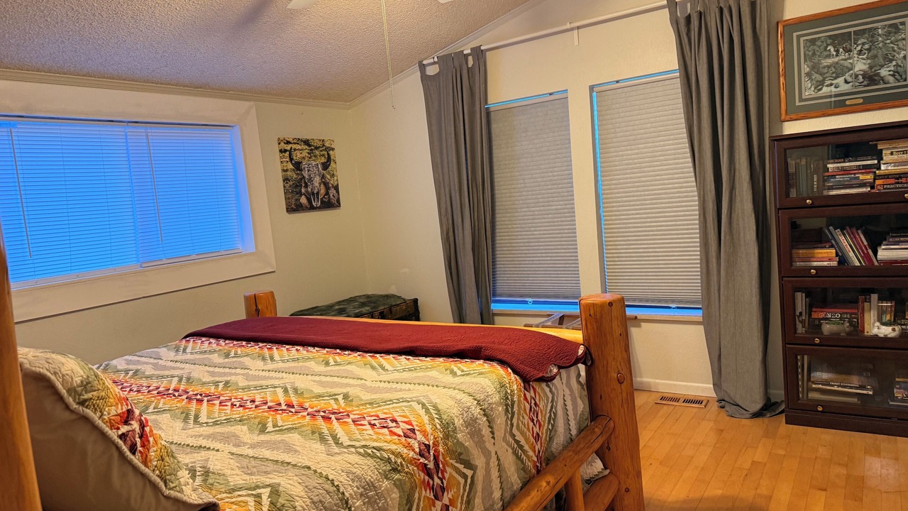 Photo of Bedroom in Glenwood Springs