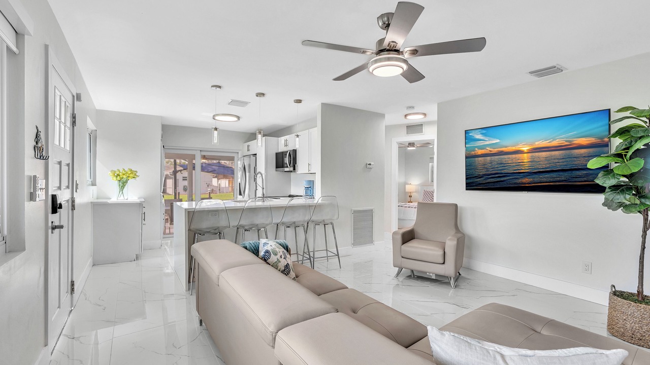 Photo of Livingroom in Melaleuca Gardens