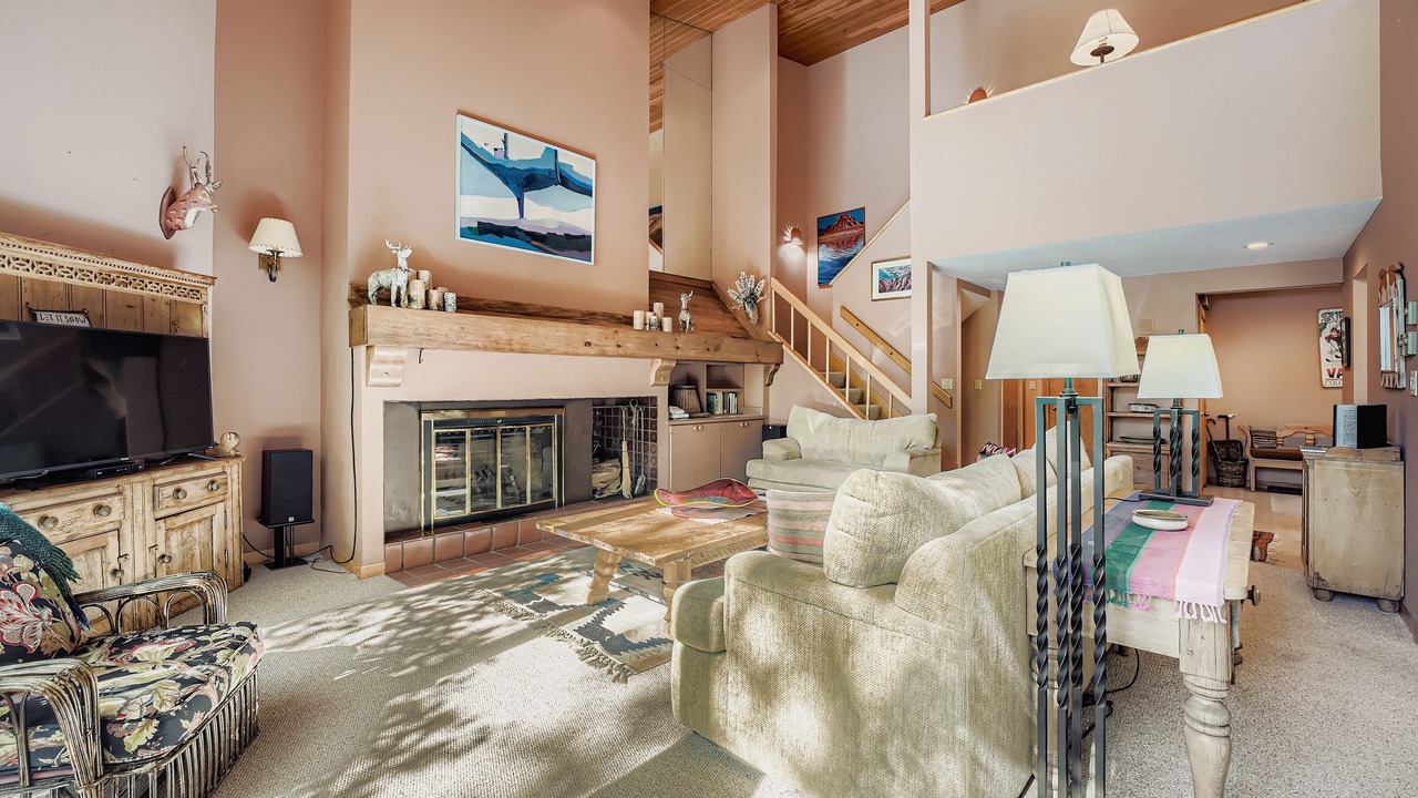 Photo of Livingroom in Vail