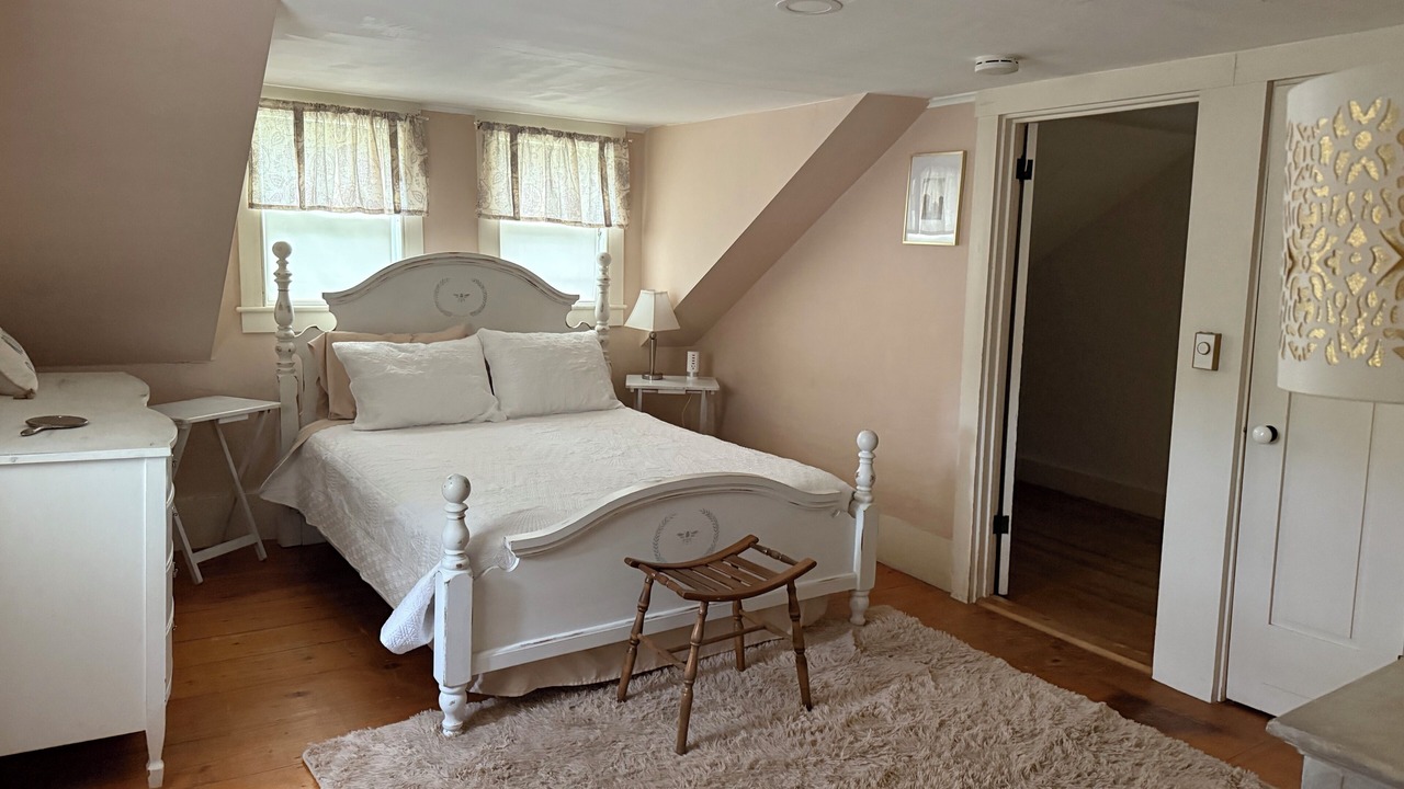 Photo of Bedroom in Lincolnville