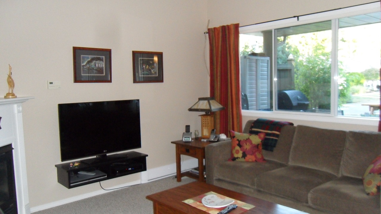 Photo of Livingroom in Regional District of Nanaimo