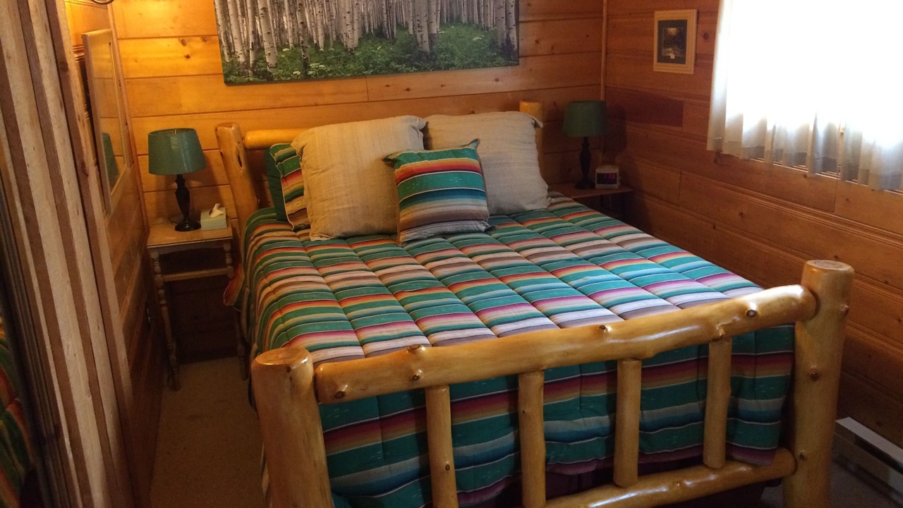 Photo of Bedroom in Lake City
