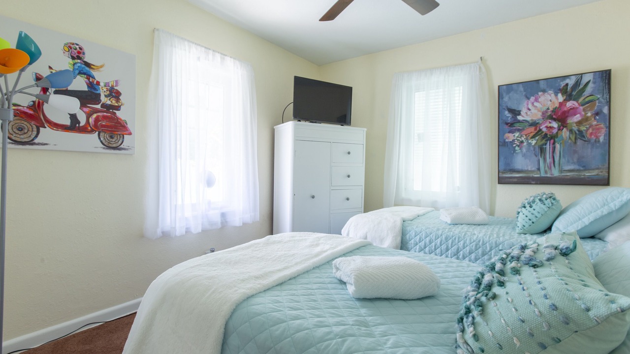 Photo of Bedroom in Mango Groves