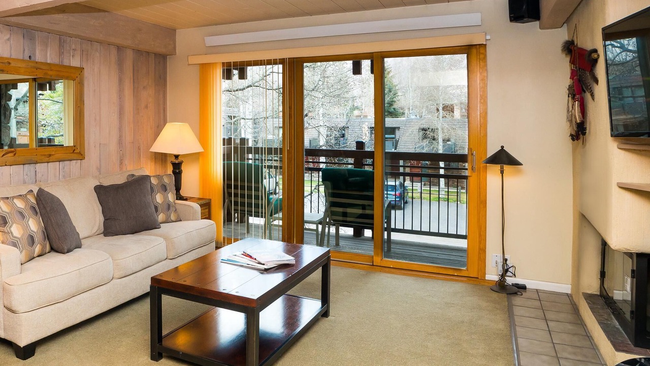 Photo of Livingroom in Aspen