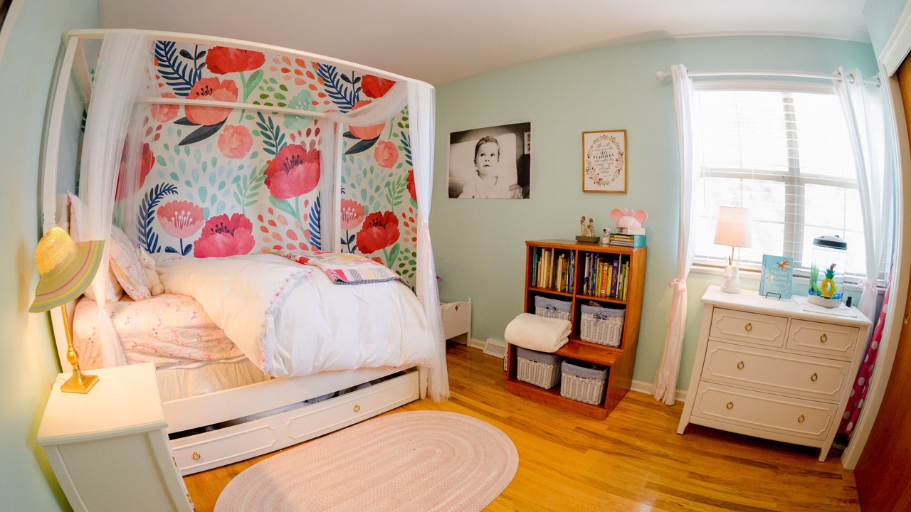 Photo of Bedroom in Columbine Knolls