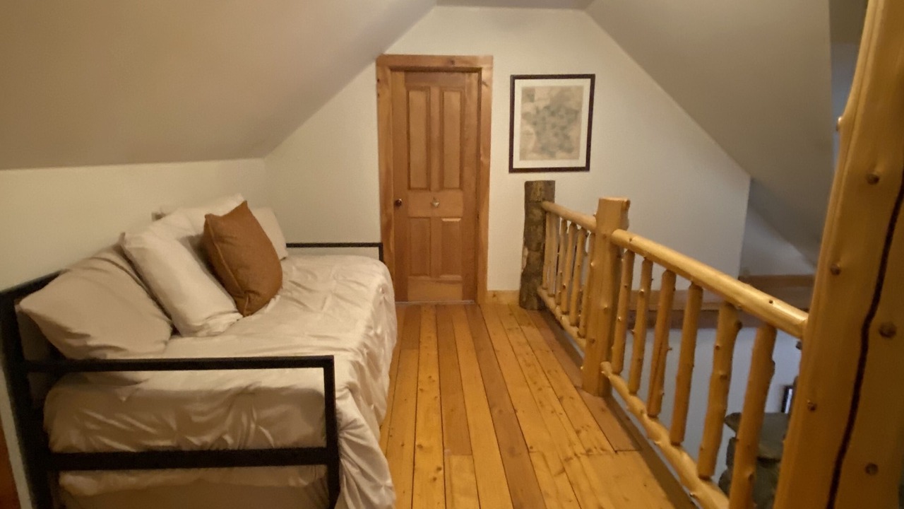 Photo of Bedroom in Warren