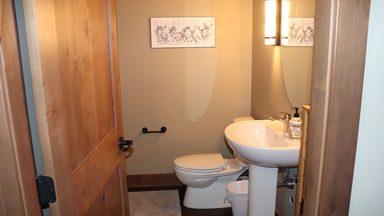 Photo of Bathroom in Sun Peaks