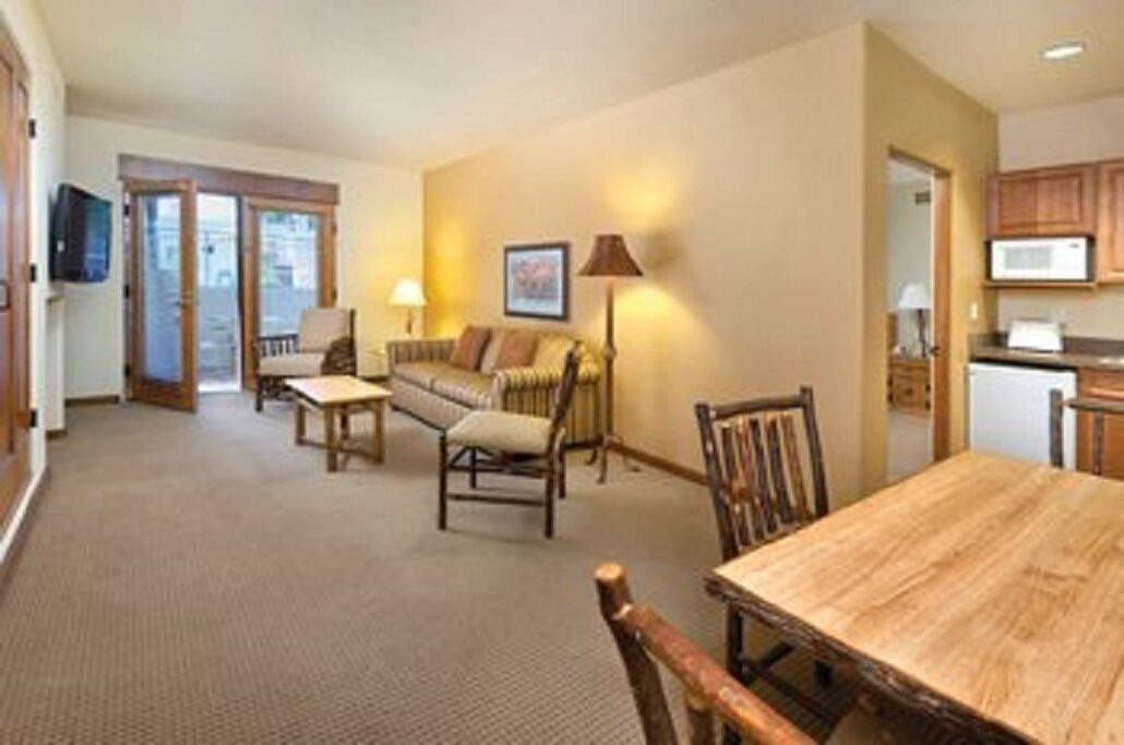 Photo of Livingroom in Taos