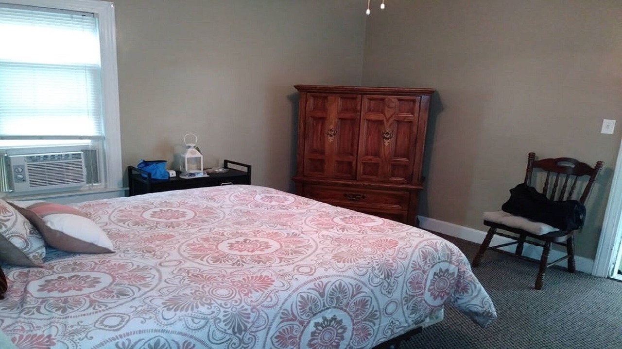 Photo of Bedroom in Cleveland Heights