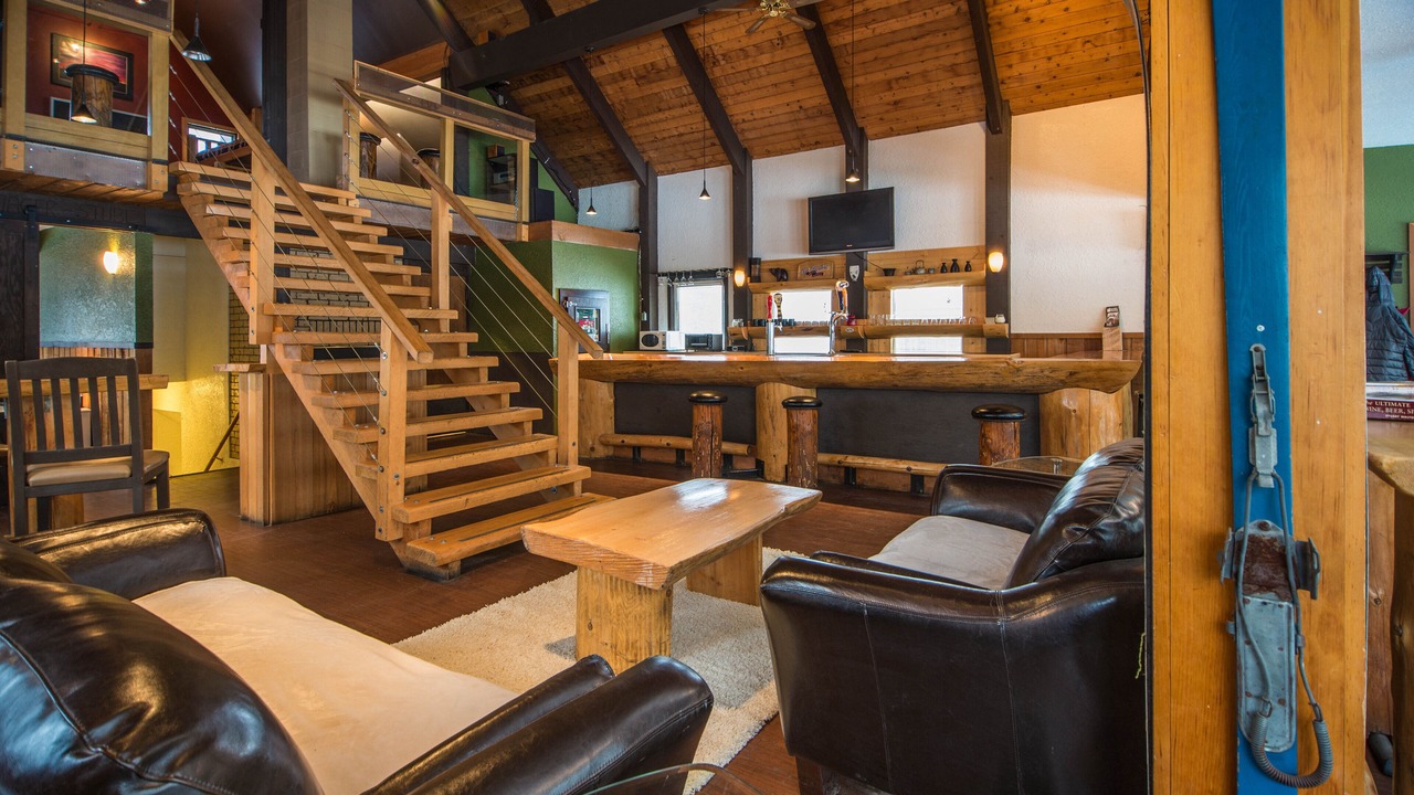 Photo of Livingroom in Revelstoke