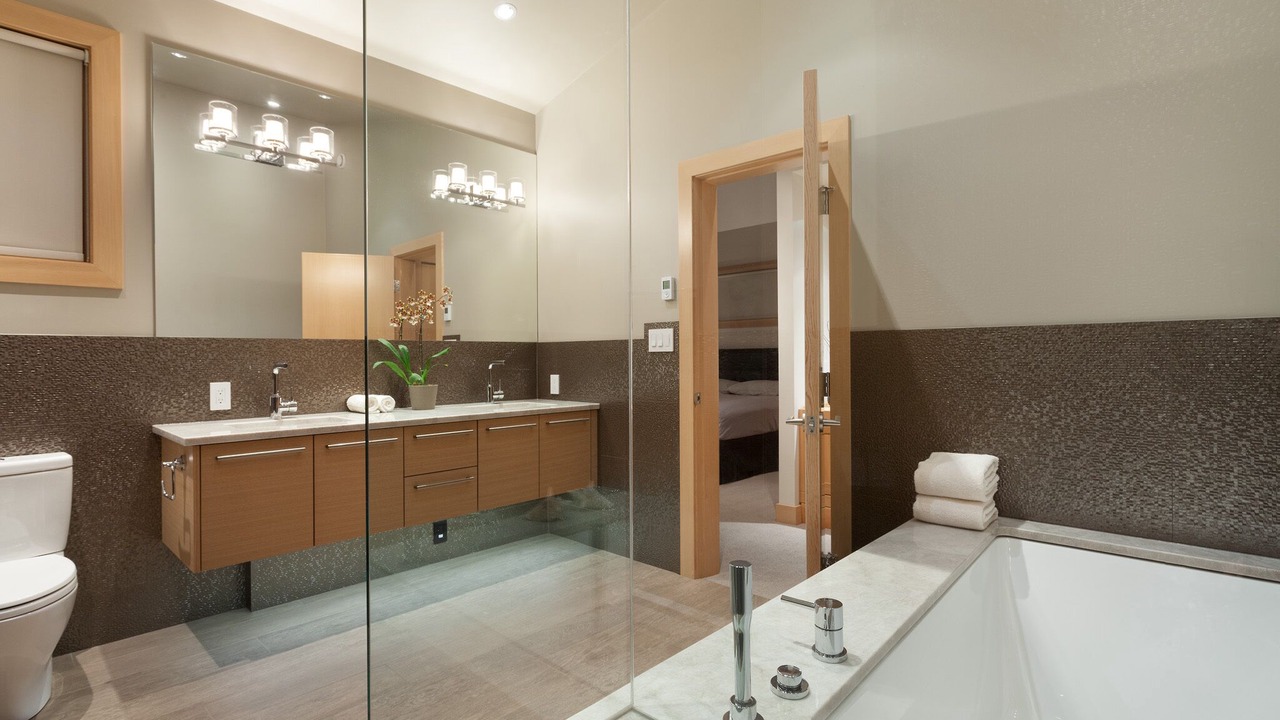 Photo of Bathroom in Upper Village
