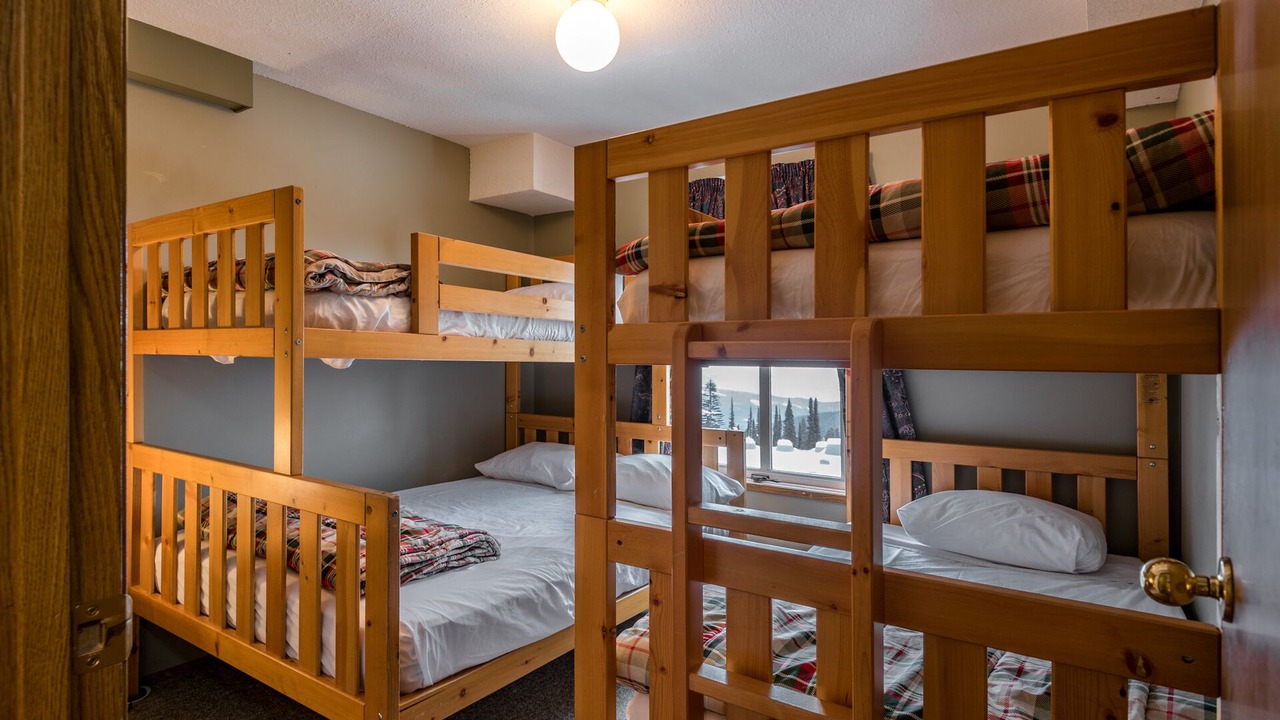 Photo of Bedroom in Silver Star Mountain