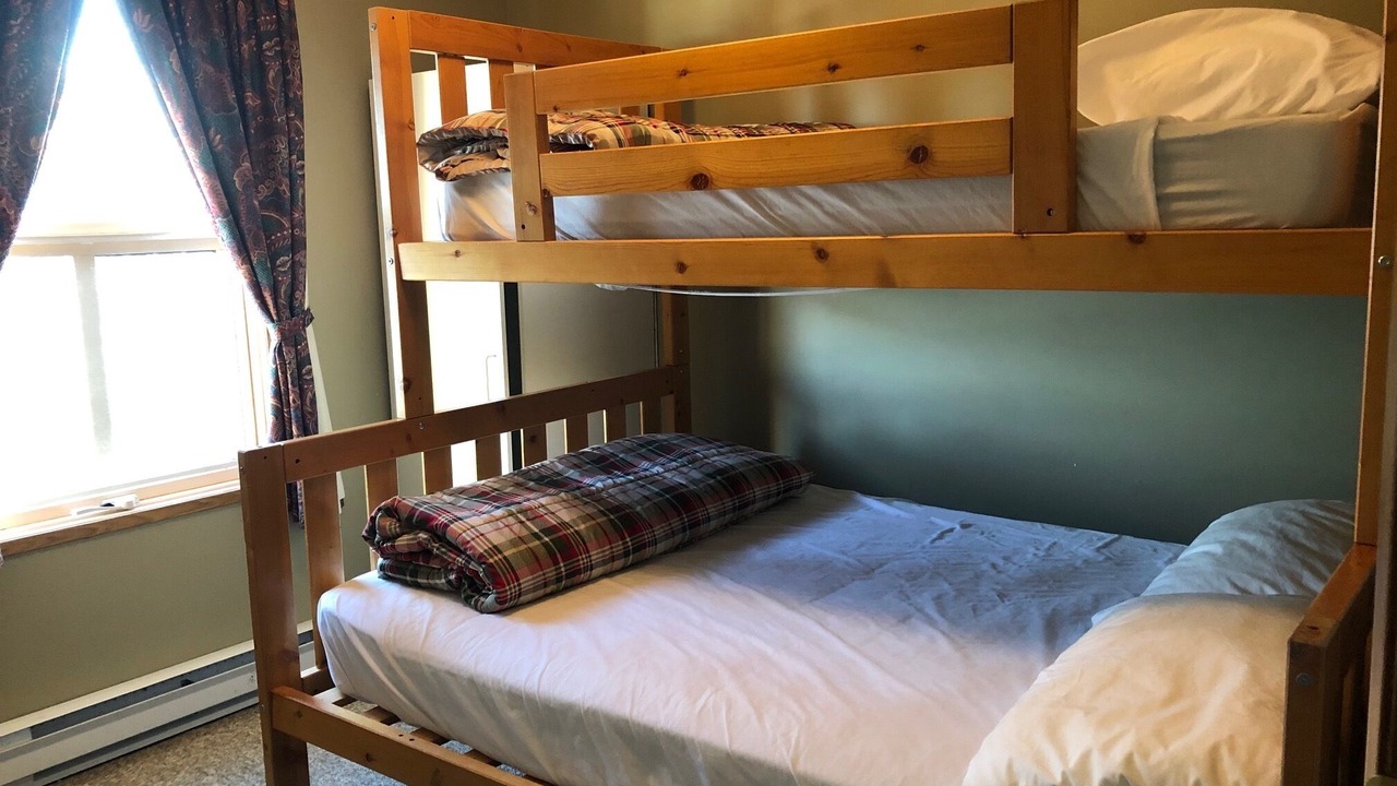 Photo of Bedroom in Silver Star Mountain