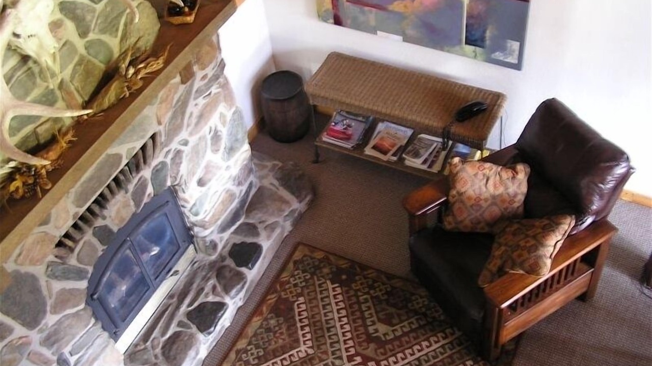 Photo of Livingroom in Deadwood