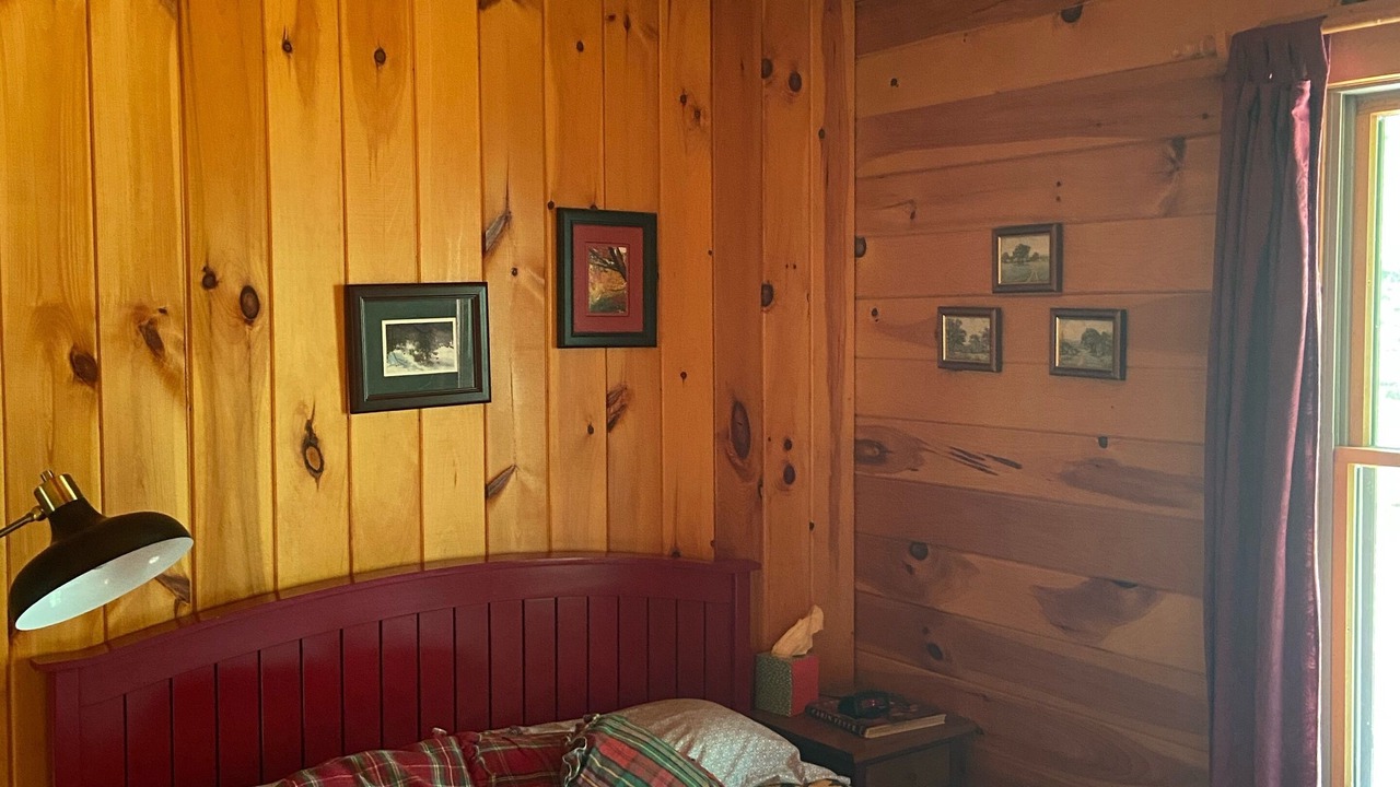 Photo of Bedroom in Bethel