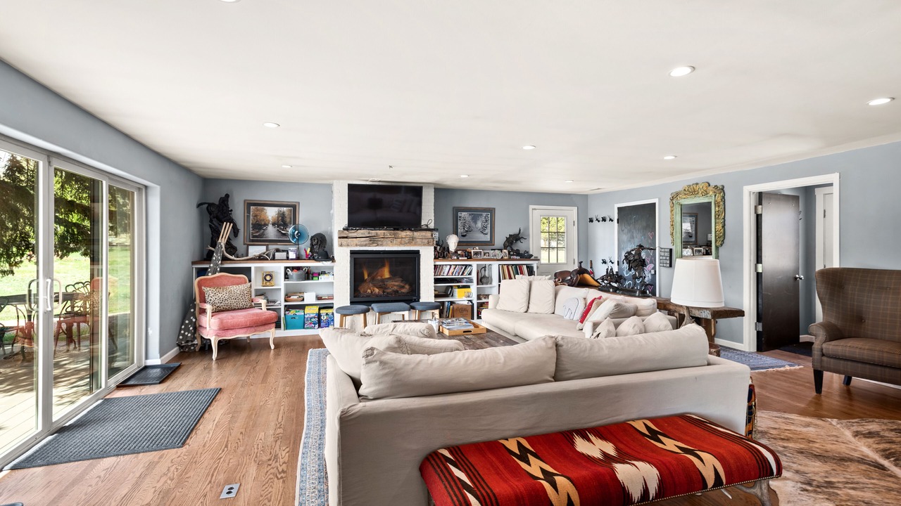 Photo of Livingroom in Basalt