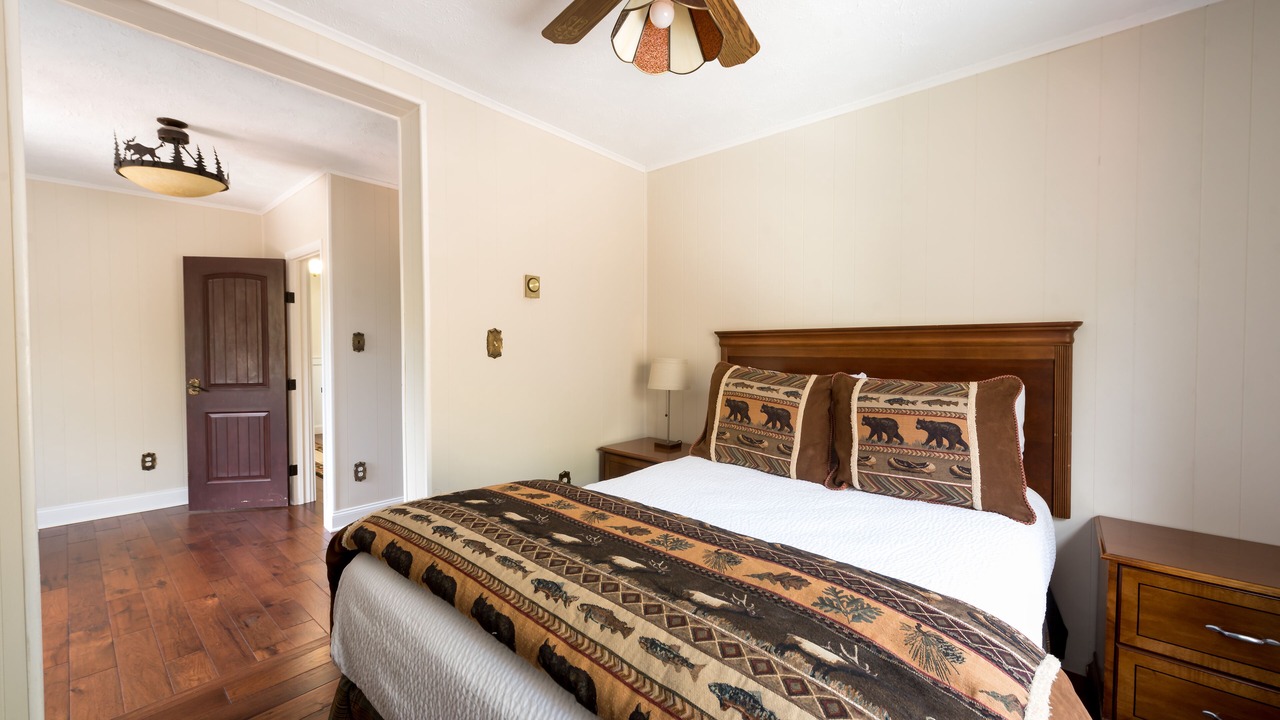 Photo of Bedroom in Diamond Point