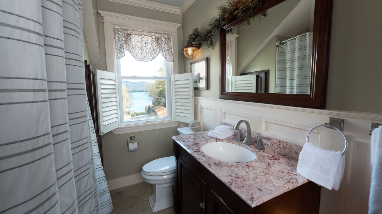 Photo of Bathroom in Diamond Point