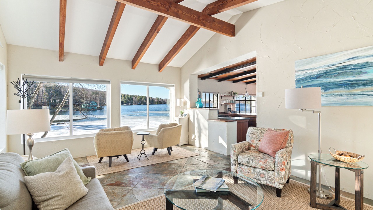 Photo of Livingroom in Hinesburg