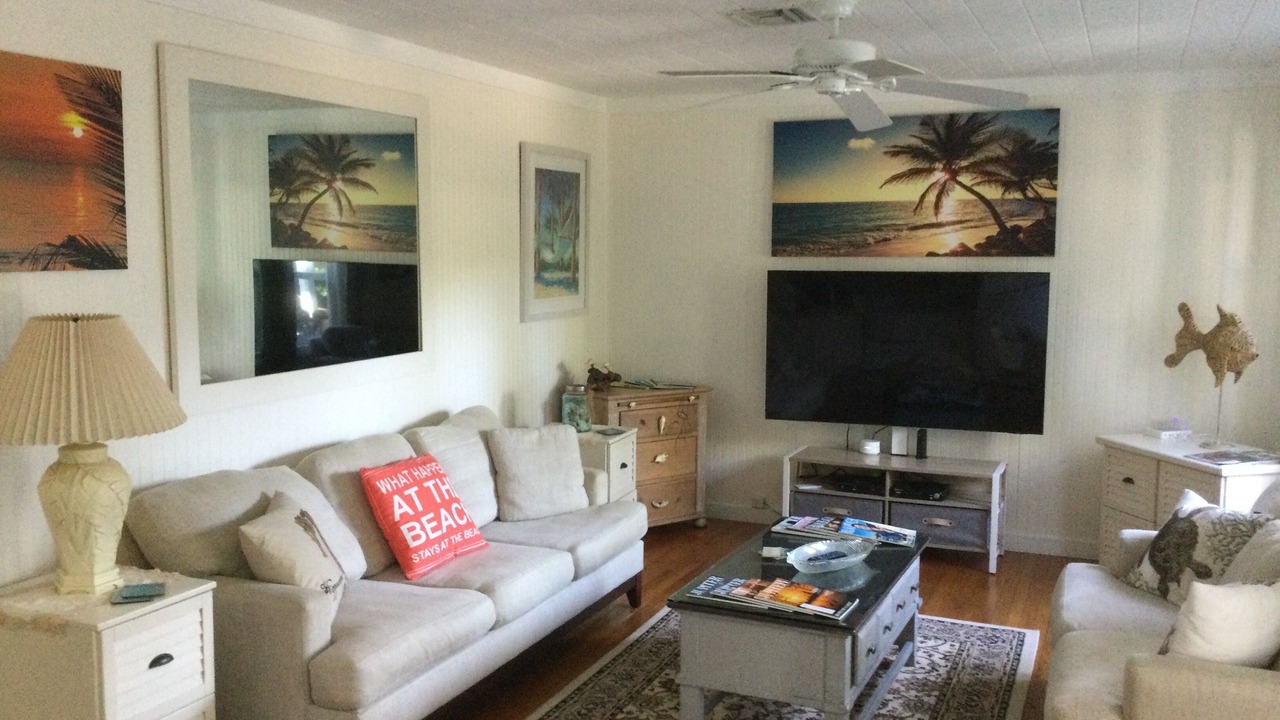 Photo of Livingroom in Juno Beach