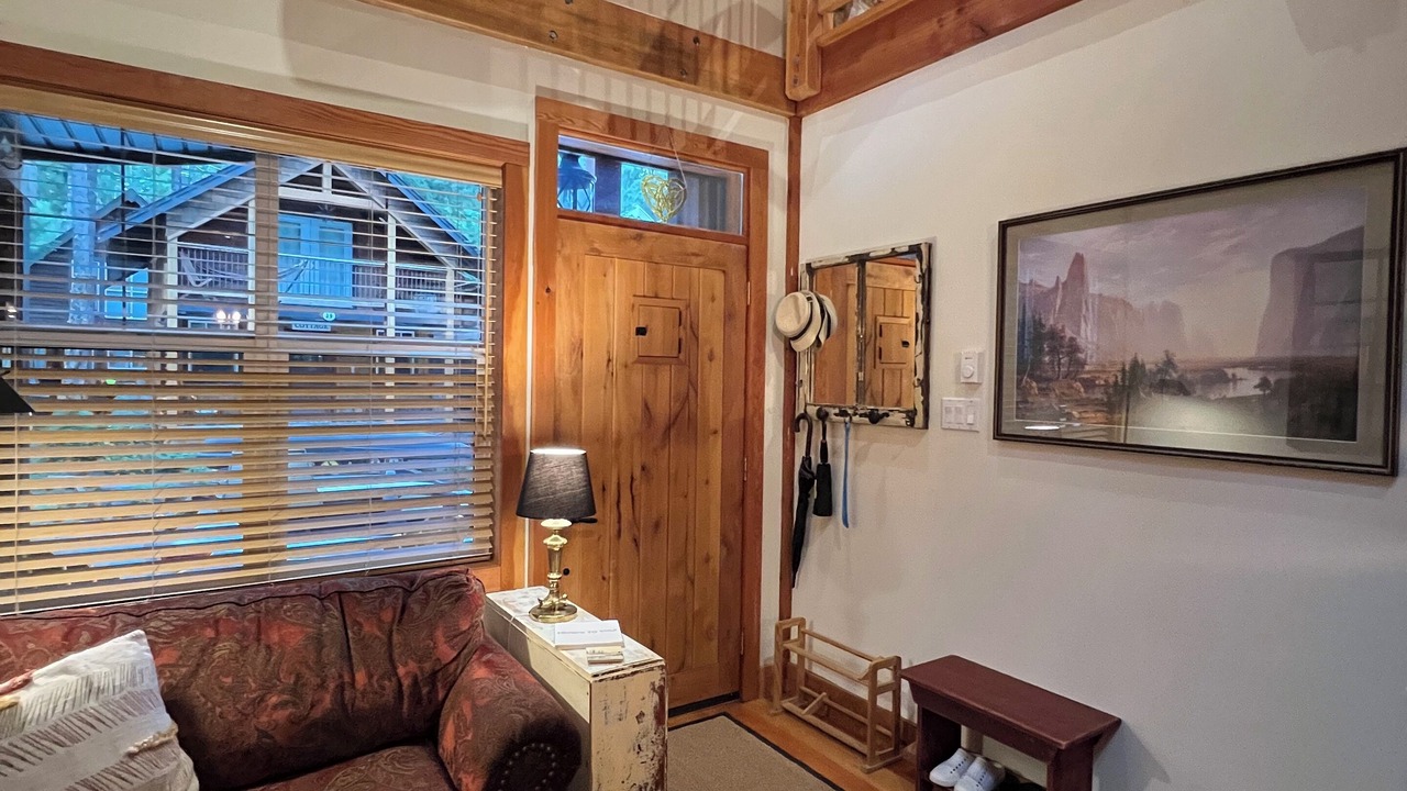 Photo of Livingroom in Shawnigan Lake