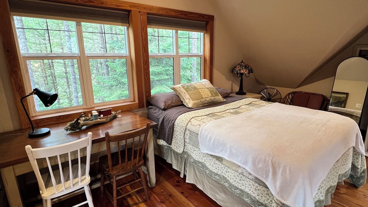 Photo of Bedroom in Shawnigan Lake