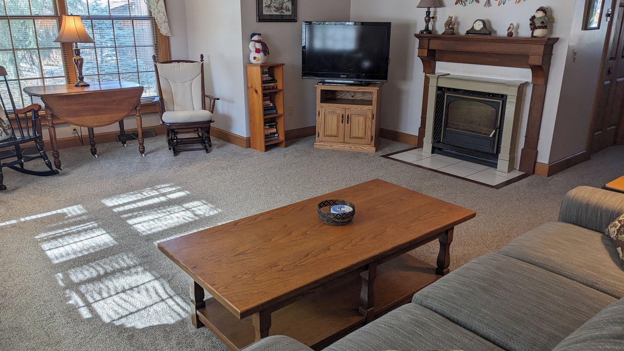Photo of Livingroom in Amherst