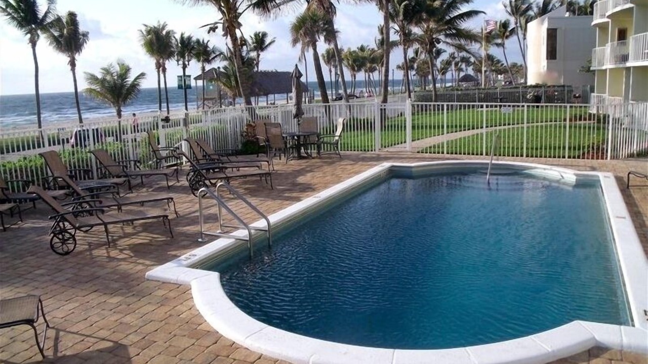 Photo of Outdoor in Deerfield Beach