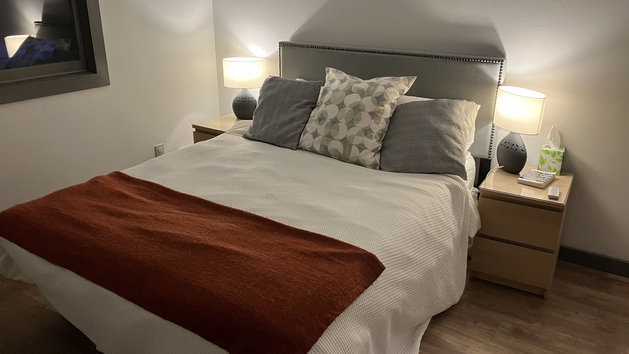 Photo of Bedroom in Basalt