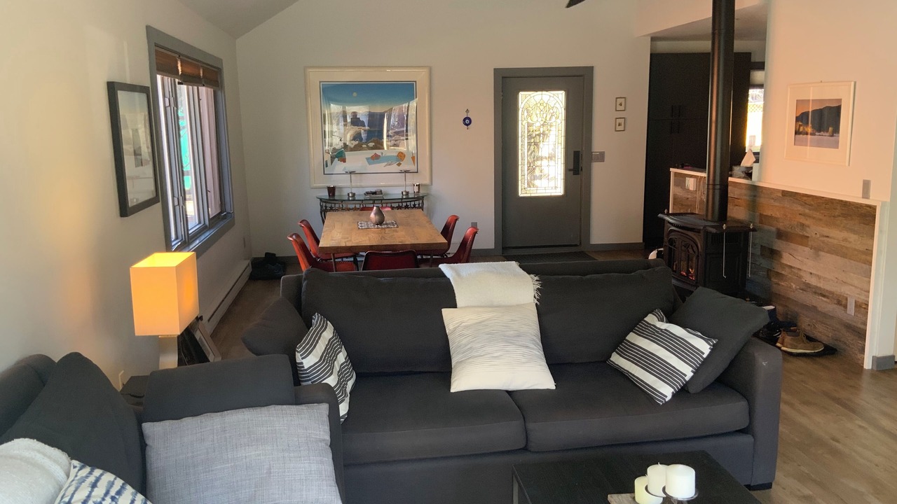 Photo of Livingroom in Basalt